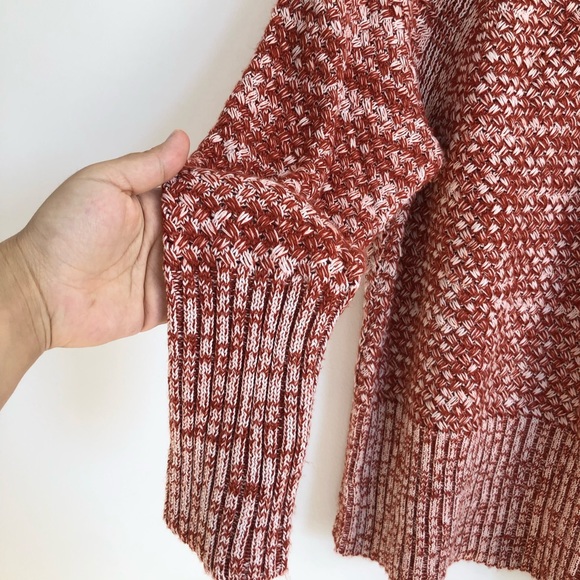 Universal Thread Sweater - Picture 5 of 7